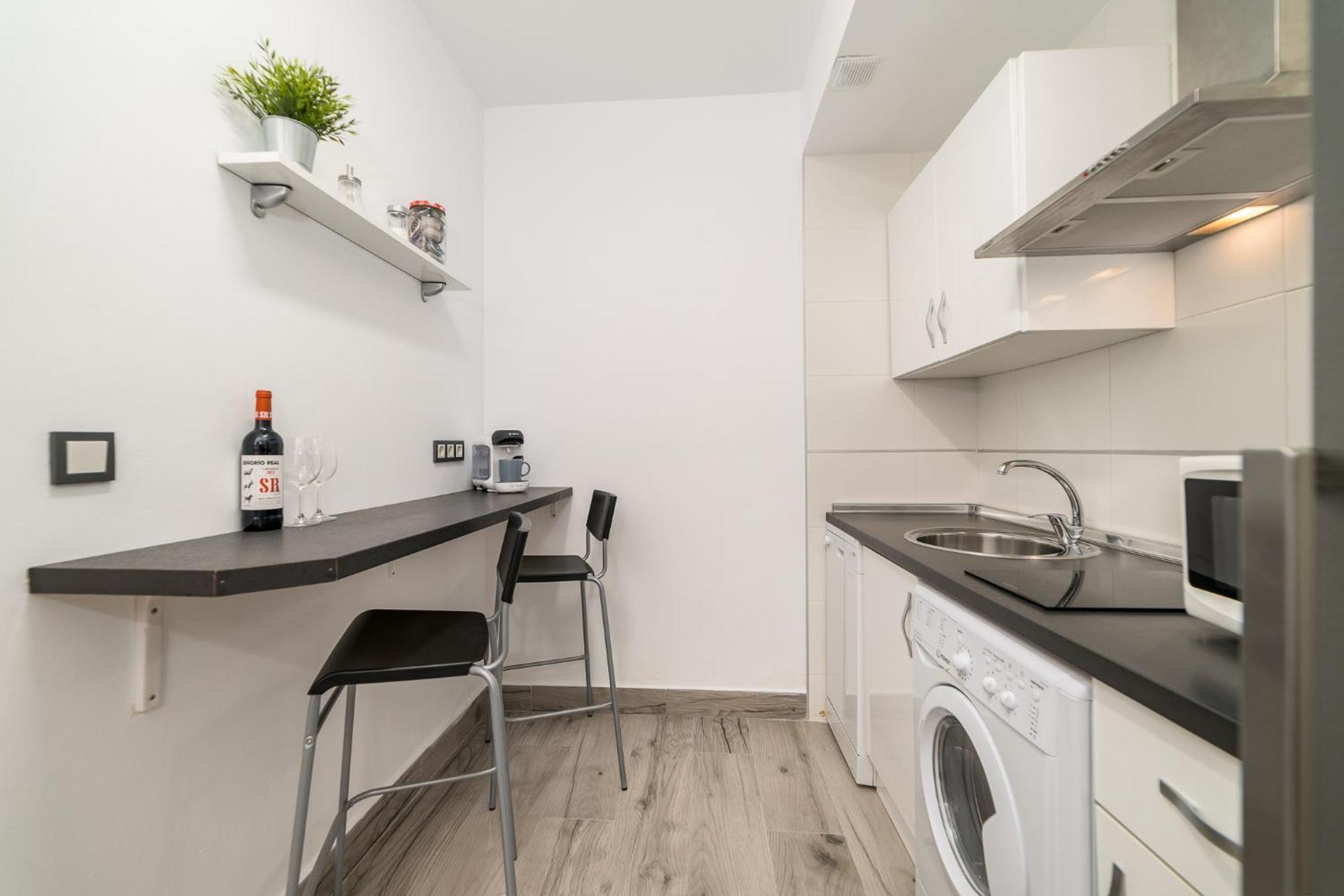 Picasso With Swimming Pool And Parking In The Center! Apartament *