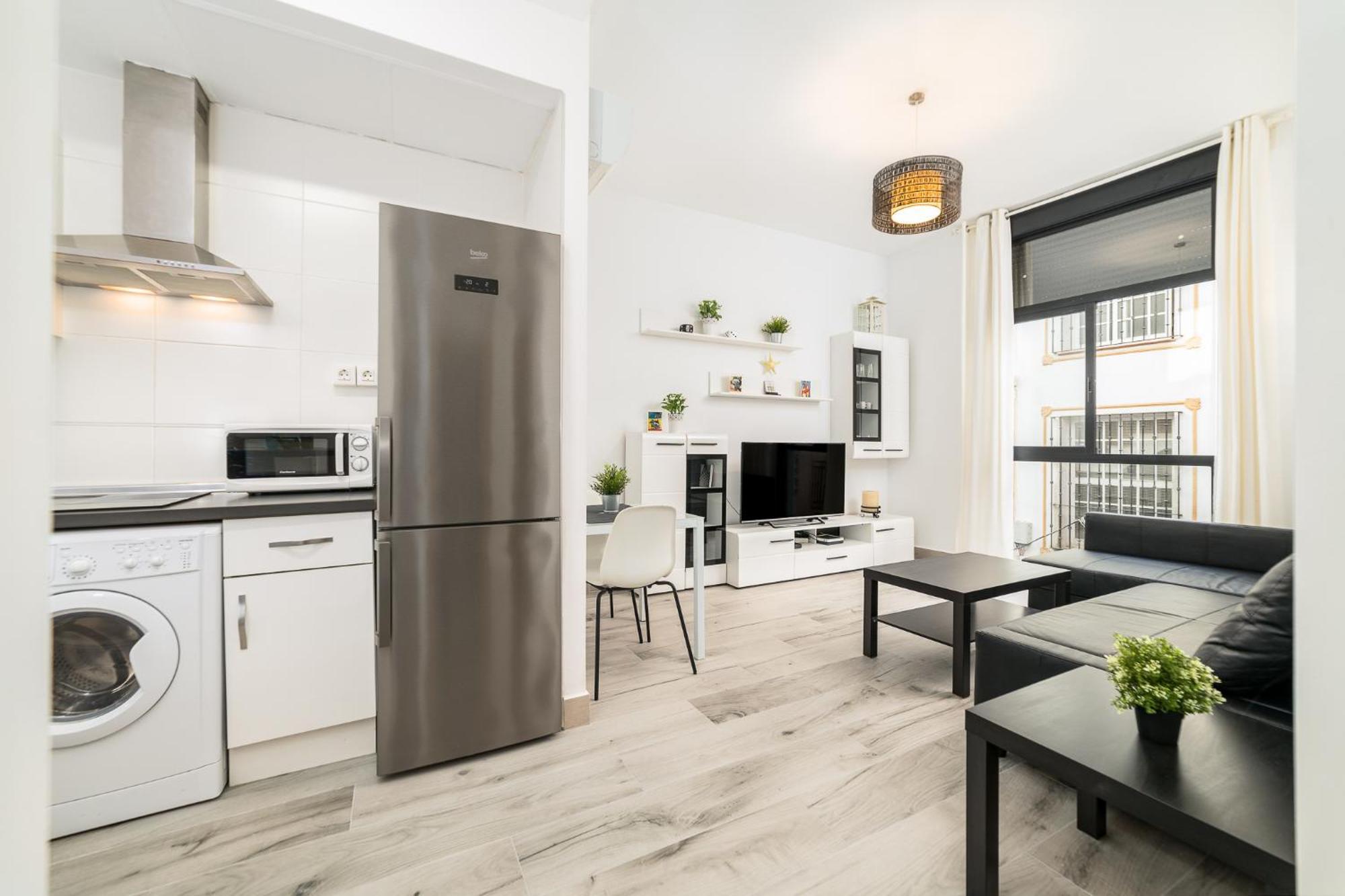 Apartament Picasso With Swimming Pool And Parking In The Center!
